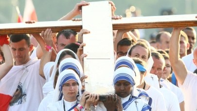 Droga krzyżowa na Błoniach. Zobacz rozważania wszystkich stacji