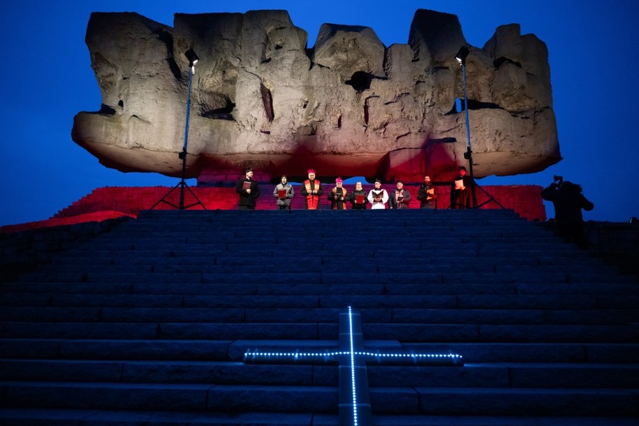 Droga Krzyżowa na Majdanku w 2024 r. /Wojtek Jargiło /PAP