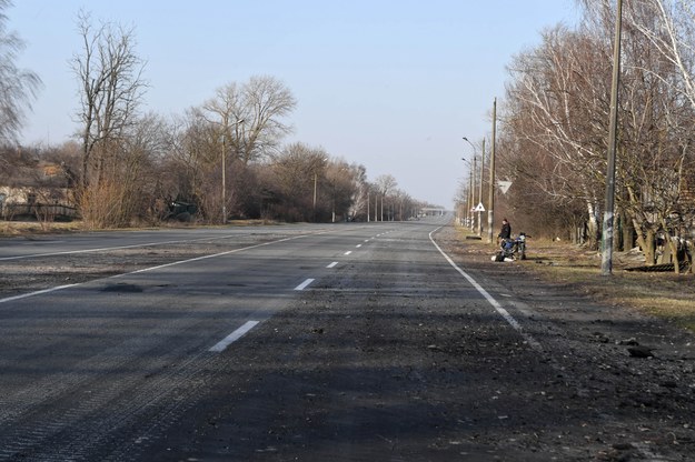 Droga w okolicach ukraińskiego Czernihowa /Andrzej Lange /PAP