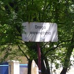 Droga wewnętrzna a strefa ruchu. Wiesz, czym się różnią?