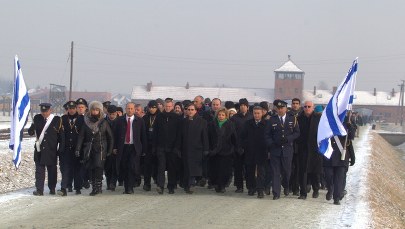 „Drogi były usłane ciałami tych, którzy przeżyli i zostali zastrzeleni jak psy"