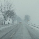 Drogi krajowe przejezdne. Lokalnie oblodzenie, śnieg i błoto