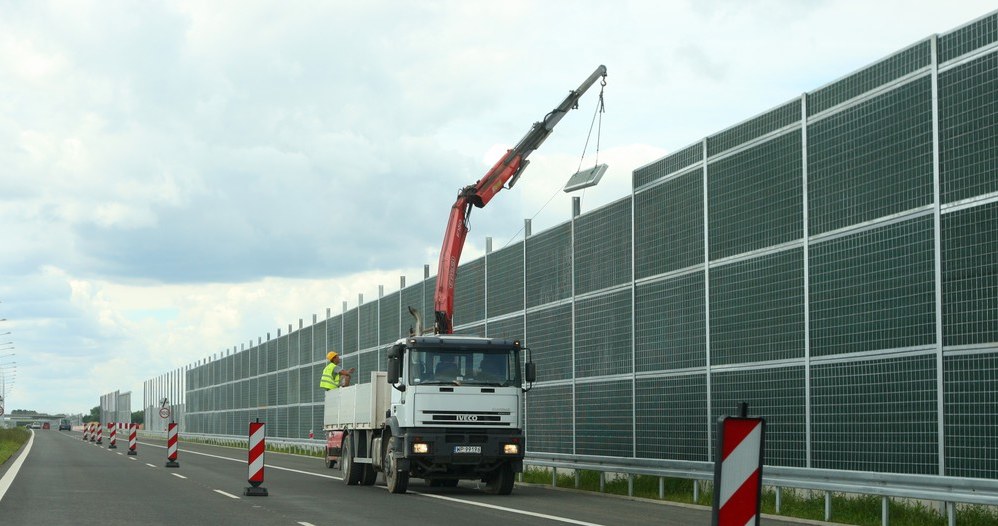 Drogowcy będą wymieniali ekrany /Stanisław Kowalczuk /East News