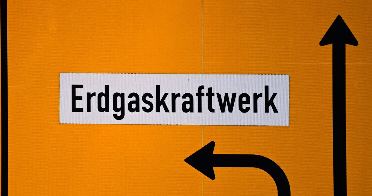 Drogowskaz do gazowej elektrowni w Lingen (zachodnie Niemcy) /AFP