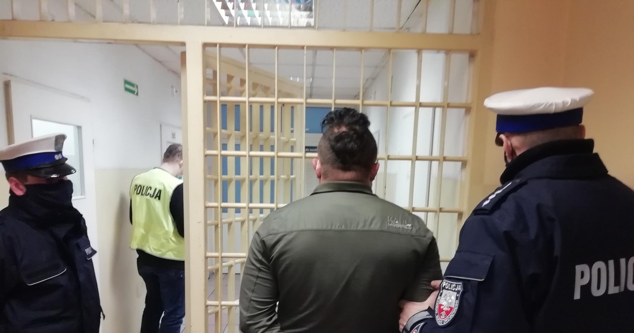 Drogowy furiat trafił do aresztu /Policja