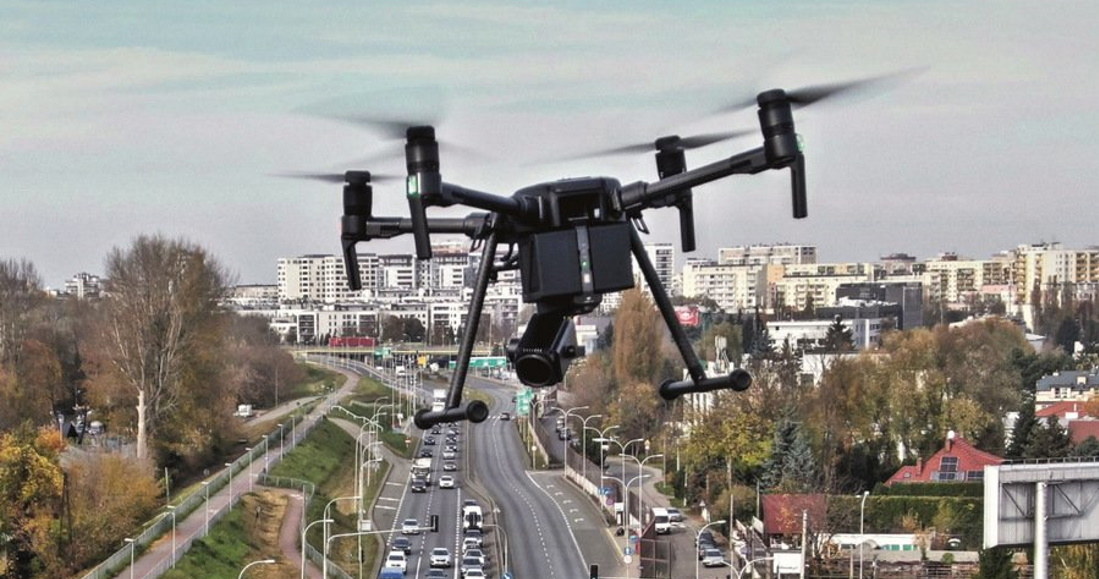 Dron DJI Matrice 200 /Policja