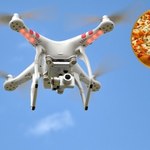 Dron dostarczył pizzę pod Warszawą. Znana firma testuje rewolucyjną usługę