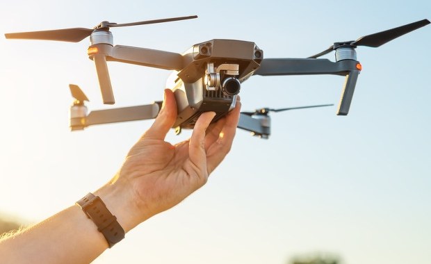 Dron nad oczyszczalnią ścieków w Małopolsce. Co na to służby?