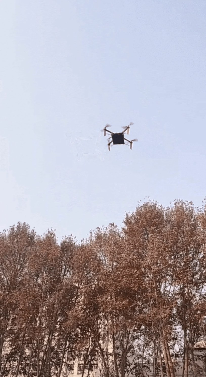 Dron podczas testów /Northwestern Polytechnical University /domena publiczna