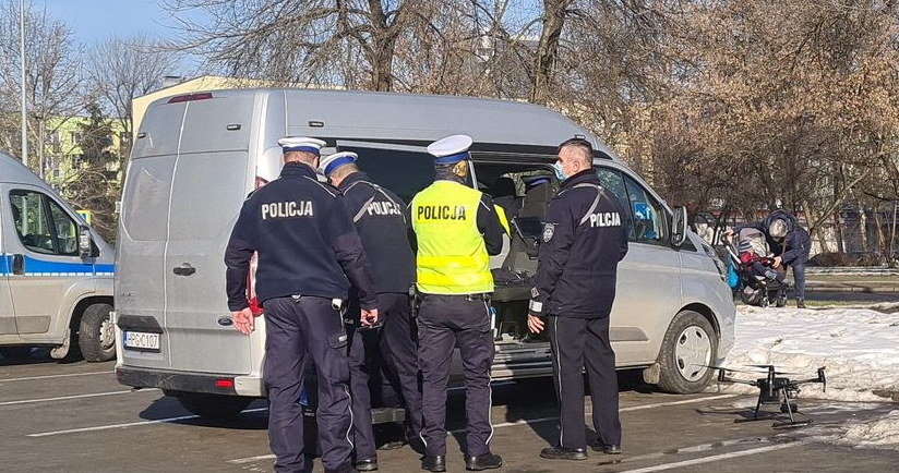 Dron tego typu, w zależności od osprzętu, kosztuje kilkadziesiąt tysięcy zł /INTERIA.PL