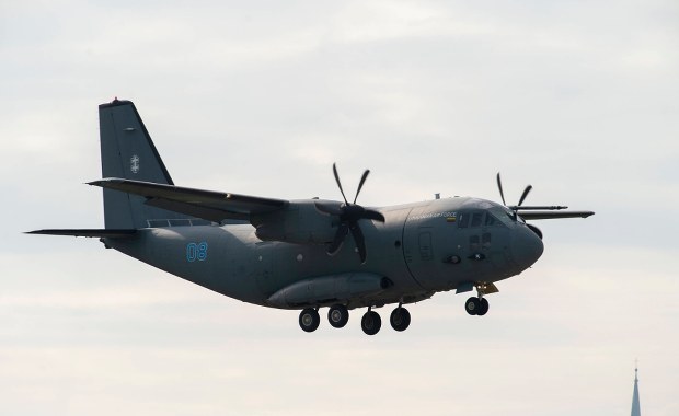 Dron zakłócił lądowanie prezydenckiego samolotu w Wilnie