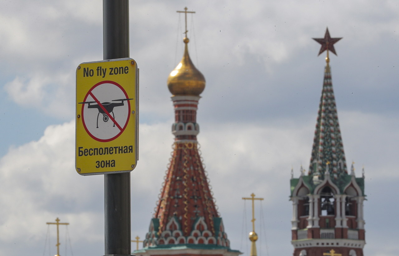 Drony nie dają spokoju Rosjanom. Seria incydentów na lotniskach