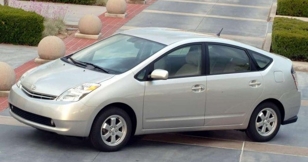 Druga generacja Toyoty Prius (2002-2009) /Toyota