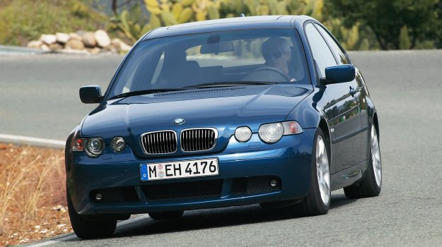 Druga generacja wersji Compact debiutowała niespełna trzy lata po premierze sedana. /BMW