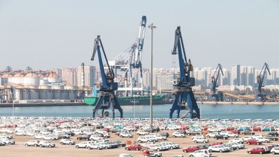 Druga gospodarka świata rośnie. Rekordowa nadwyżka handlowa