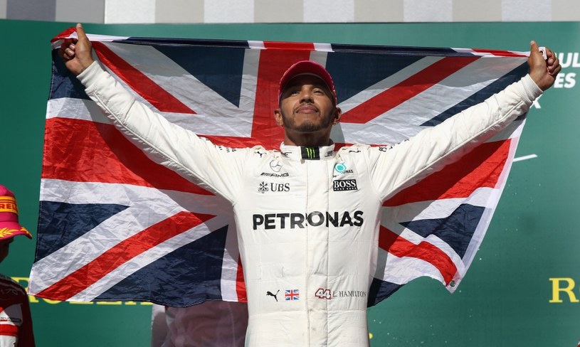 Druga połowa sezonu zdecydowanie należy do Hamiltona /AFP