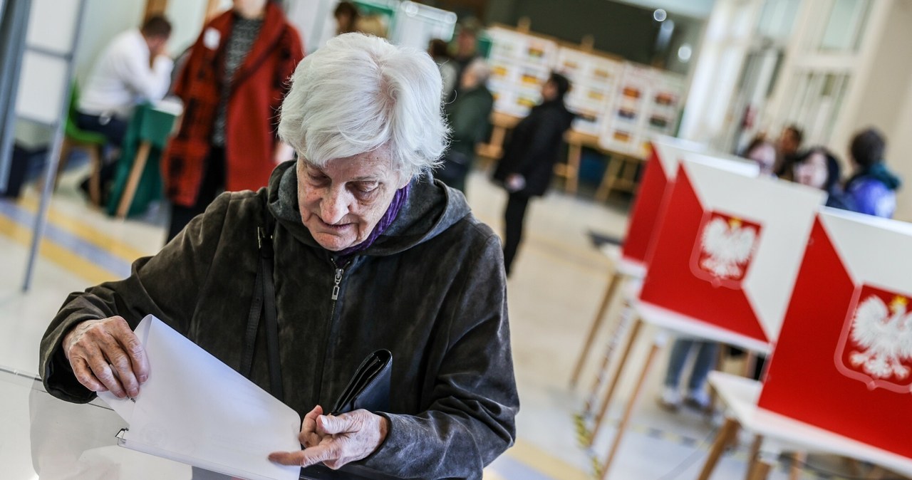 Druga tura wyborów 2025 coraz bliżej. Trzaskowski na minimalnym prowadzeniu /Karolina Misztal /Reporter