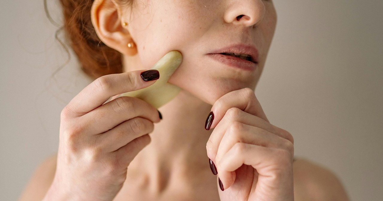 Drugi podbródek – jak skutecznie pozbyć się go w domu i gdzie szukać pomocy? /Yan Krukau /pexels.com