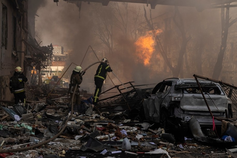 Ukraina: Drugi zmasowany atak na Charków w ciągu doby