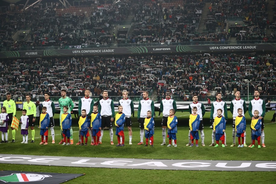 Drużyna Legii Warszawa przed meczem piłkarskiej Ligi Konferencji ze Spartą Praga. /	Leszek Szymański   /PAP