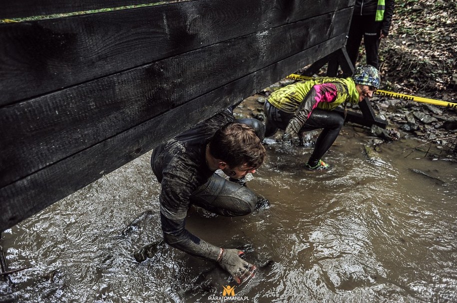 Drużyna RMF FM zmierzy się w Mistrzostwach Polski Dziennikarzy Runmageddon /Fot. Maratomania /