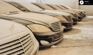 Dubaj: Porzucają warte fortunę samochody zostawiając kluczyki w stacyjce!