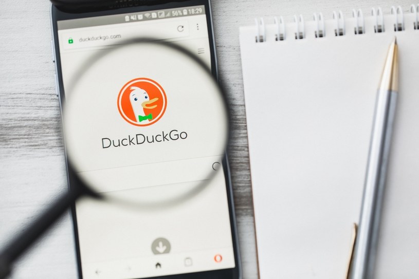 DuckDuckGo pracuje nad narzędziem, które będzie blokowało aplikacje przed śledzeniem użytkownika /123RF/PICSEL