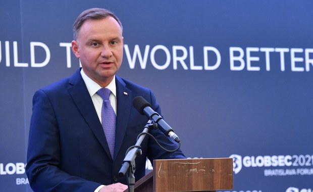 Duda: W zeszłym roku nie mieliśmy szczepionki, a zakażeń było tyle samo