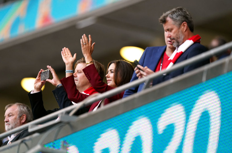 Duńska rodzina królewska na meczu Anglia-Dania na Wembley w Londynie. /MIke Egerton   /Getty Images