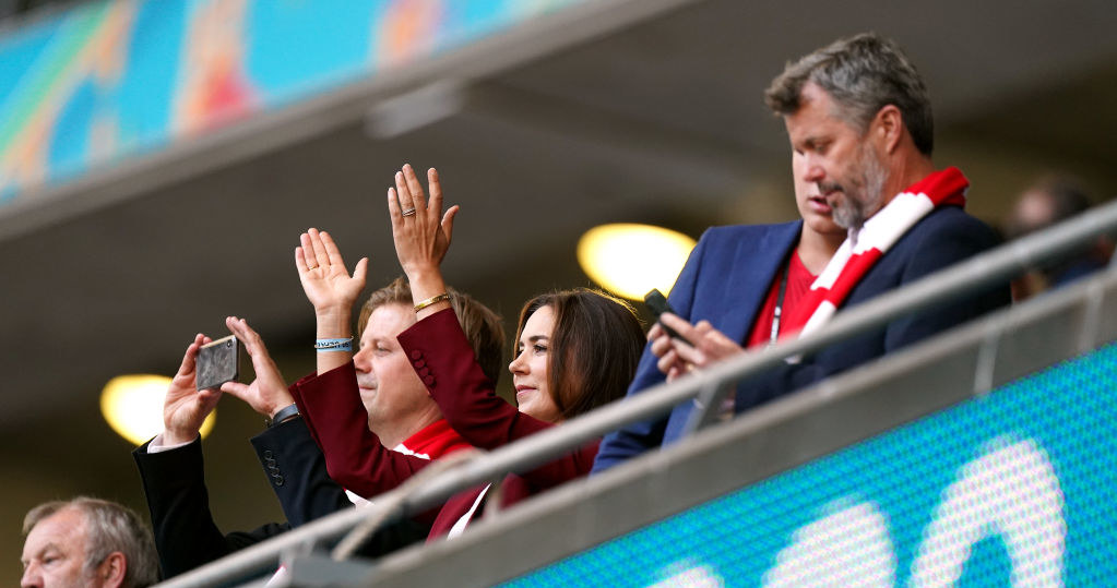 Duńska rodzina królewska na meczu Anglia-Dania na Wembley w Londynie. /MIke Egerton   /Getty Images