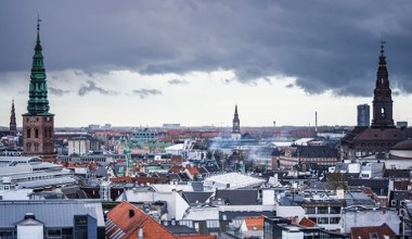 Duński bank ostrzega obywateli. "Miej przy sobie gotówkę, kartę i telefon"