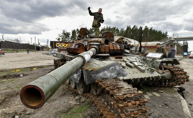 Duża rosyjska kolumna zmierza w kierunku Donbasu [ZDJĘCIA]