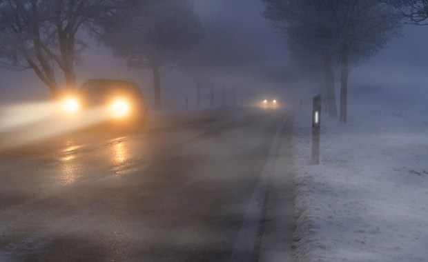 Duża różnica temperatury, śnieg i gołoledź. Prognoza pogody na sobotę