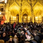 Duże demonstracje na Węgrzech. Ranni policjanci, polityk opozycji zatrzymana