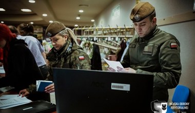 Duże zainteresowanie służbą w wojsku i WOT