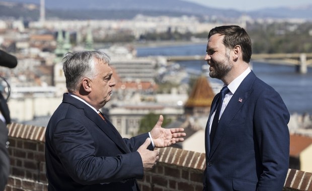 Duże zakupy Węgier. Tuż po wizycie Vance'a