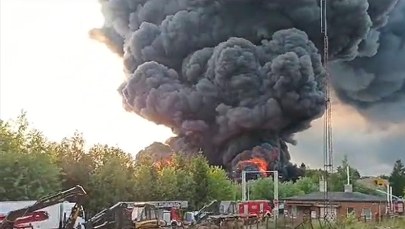 Duży pożar składowiska opon na Dolnym Śląsku. Trudna akcja gaśnicza