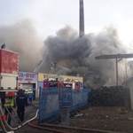 Duży pożar składowiska opon w Lubaniu