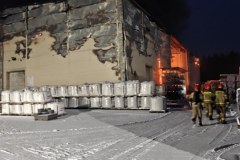 Duży pożar w Śląskiem: Hala produkcyjna stanęła w płomieniach