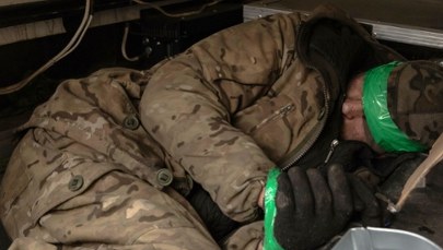 Dwa ciosy, w tym jeden od władz. Rosjanie walczą trochę po omacku