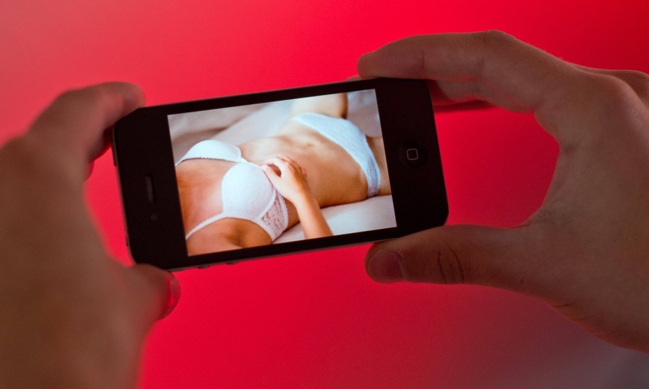 Dwa lata więzienia za pornografię z zemsty /Julian Stratenschulte /PAP/EPA