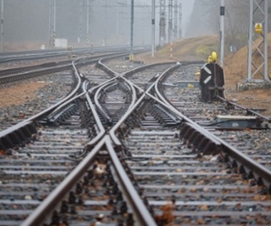 Dwa pociągi osobowe na tym samym torze. Groźny incydent w Wielkopolsce