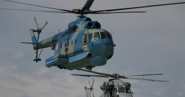 Dwa śmigłowce ZOP używane przez PMW: od lewej MI-14PL i Kaman SH-2G Super Seasprite /DAREK REDOS/REPORTER /East News