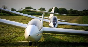 Dwa szybowce zderzyły się w powietrzu. Zginął polski pilot 