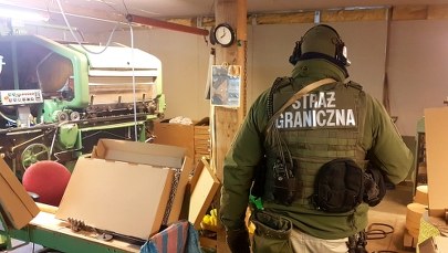 Dwa tysiące papierosów na minutę. Nielegalna fabryka zlikwidowana