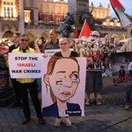 Dwa wiece i protest Palestyńczyków. Zgromadzenia na rynku w Krakowie