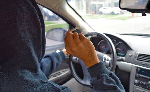 Dwa zakazy, marihuana i brak badań technicznych. Kierowca ze Sławna zatrzymany