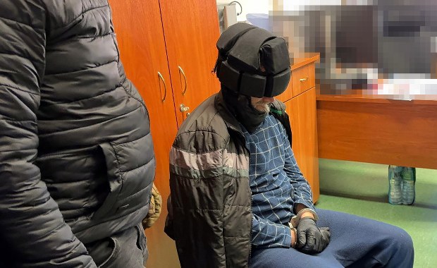 Dwa zarzuty dla 44-latka w związku z próbą podpalenia siedziby PO