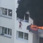 Dwaj chłopcy wyskoczyli z 3. piętra, uciekając przed pożarem. Zobacz wideo z akcji ratunkowej!