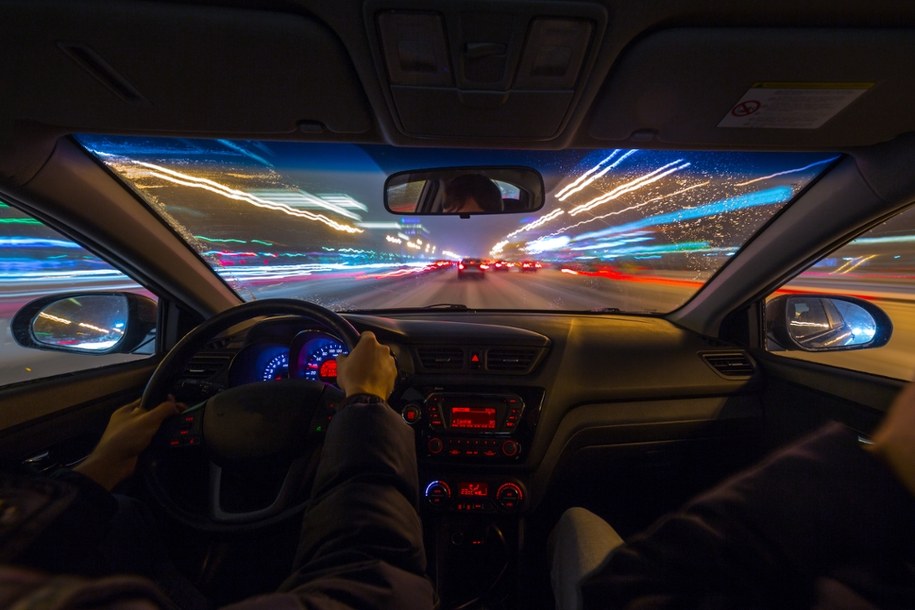 Ponad 300 km/h ulicami miasta. Dwaj mężczyźni skazani